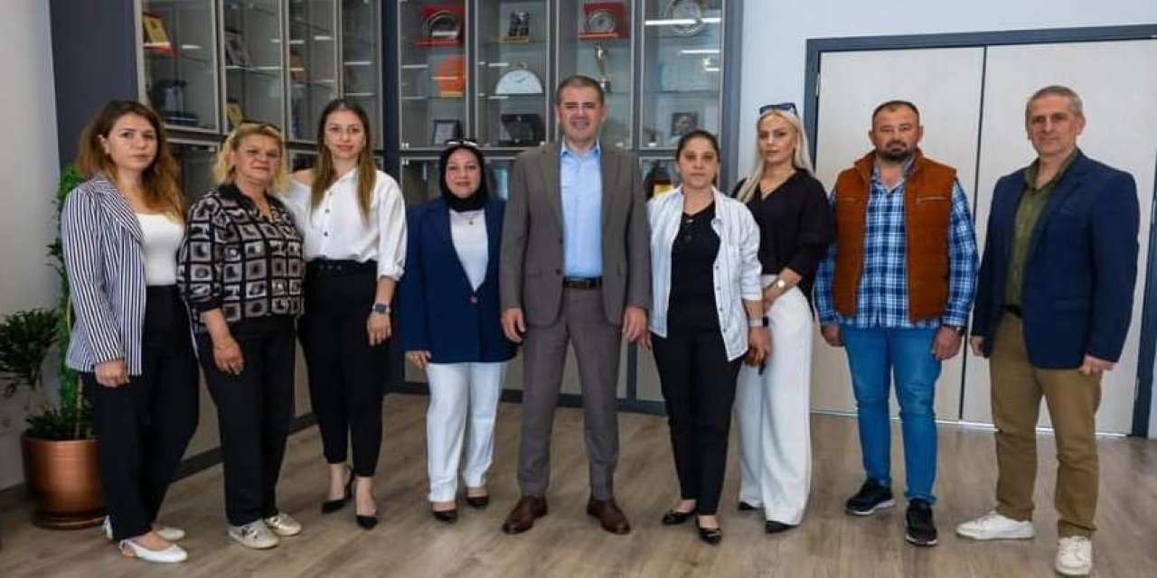 Şehit Fatih Soydan Ortaokulu Okul Aile Birliğinden Başkan Tuncer’e ziyaret