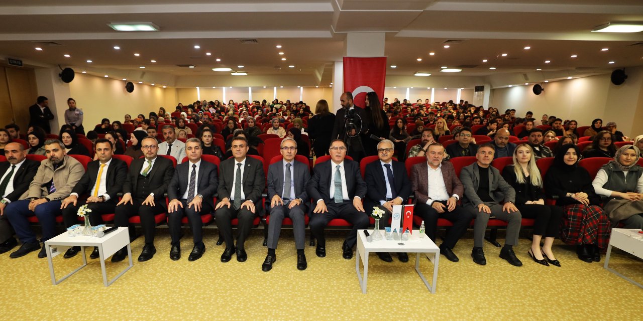 GİBTÜ’de konferans: Kan ve gözyaşının arkasında siyonizm ve emperyalizm