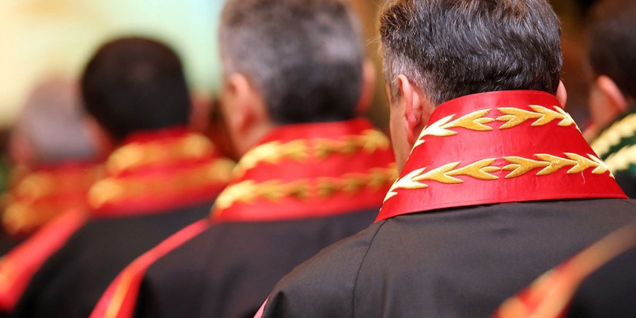 HSK, 14 hakim ve savcının görev yerini değiştirdi