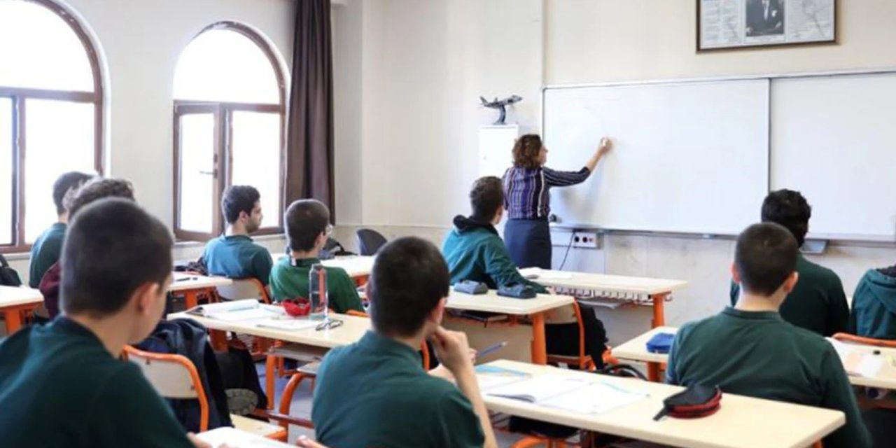 Öğretmenlere müjde: İl içi yer değiştirme takvimi açıklandı