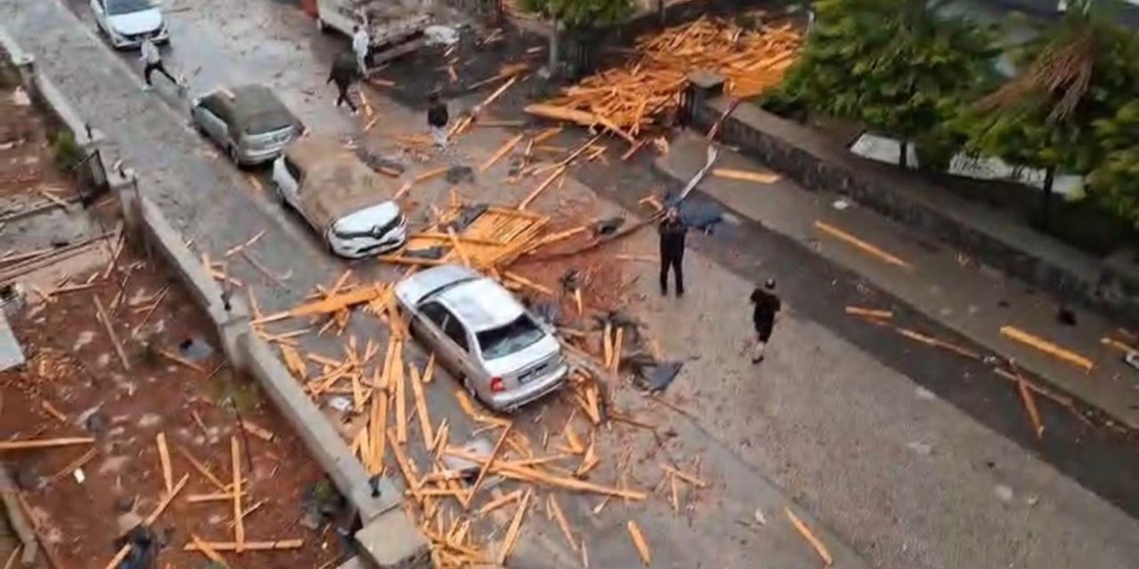 Gaziantep'te sağanak yağış hayatı felç etti