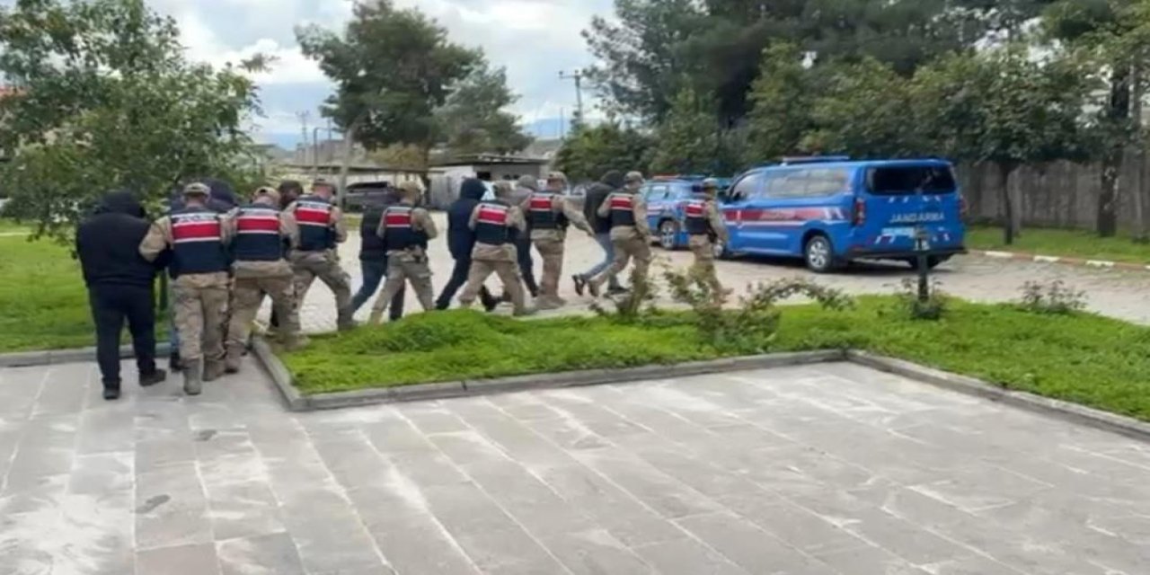 Jandarmadan dev uyuşturucu operasyonu: 99 gözaltı