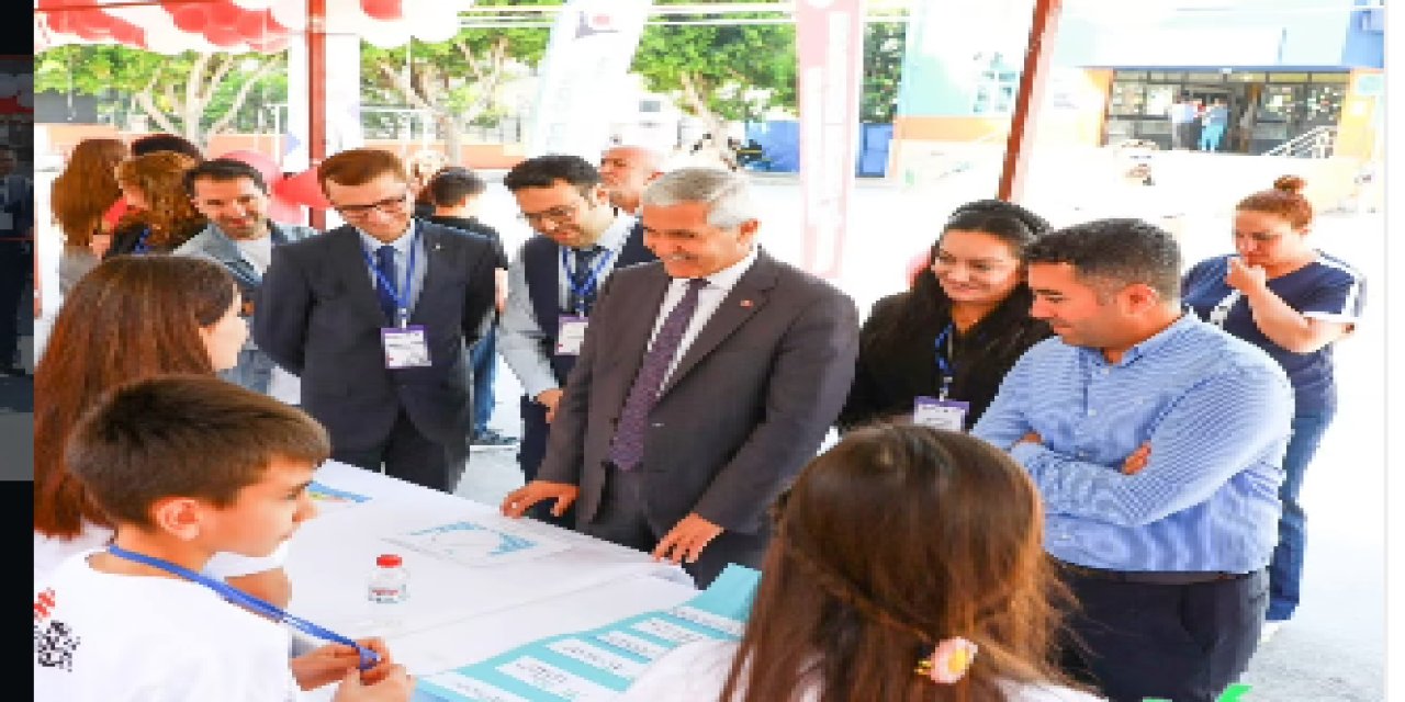 Mezitli’de öğrenciler projeleriyle göz doldurdu