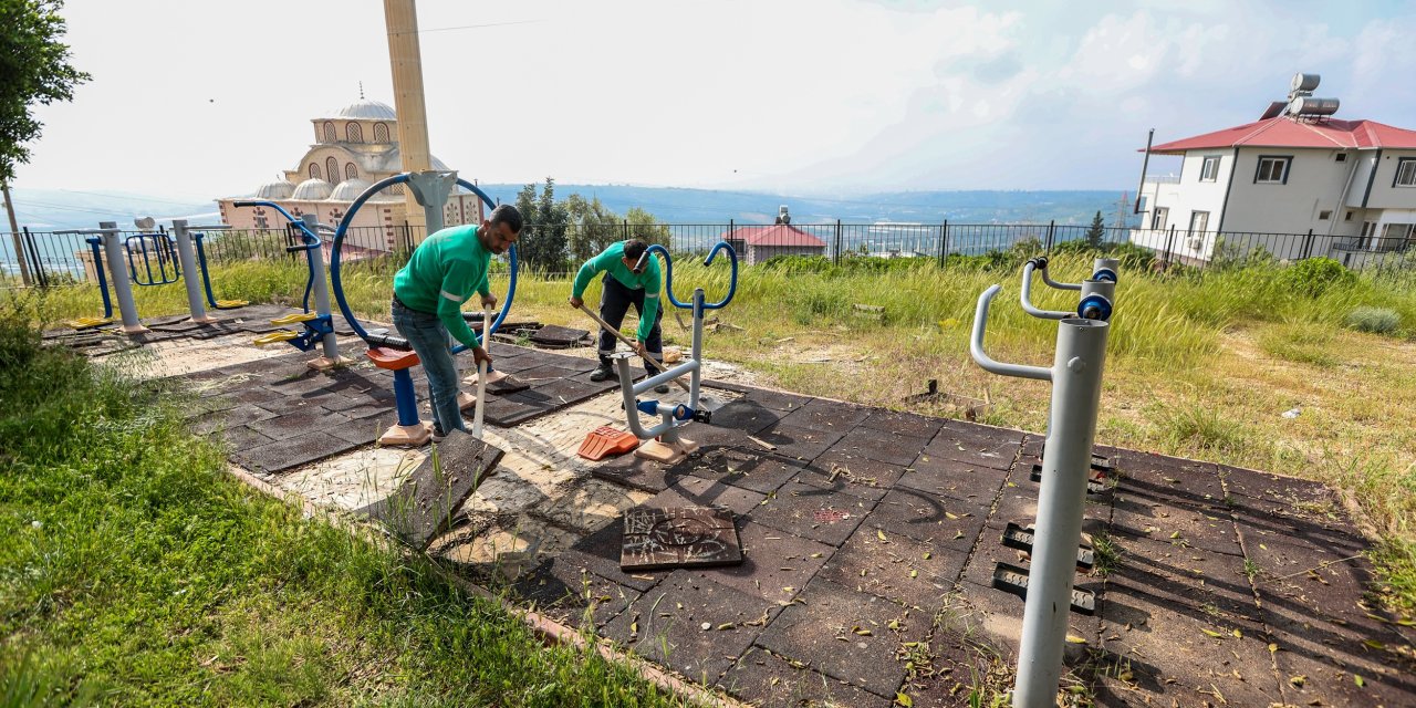 Mezitli’de Parklar yeni yüzüne kavuşuyor