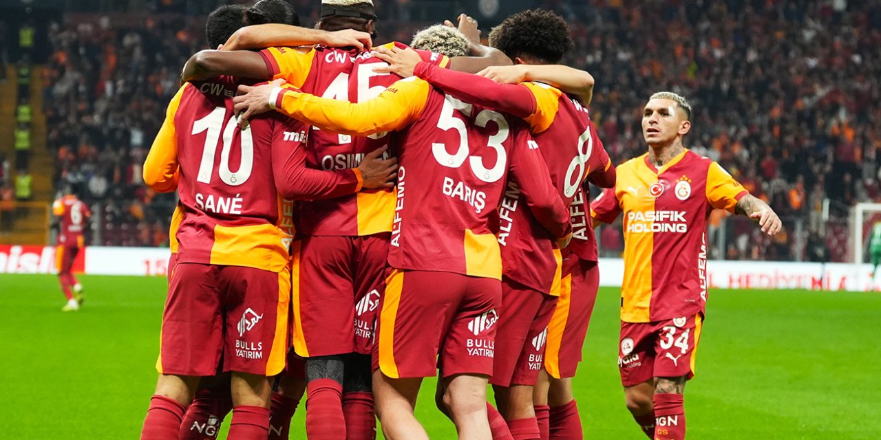 Galatasaray taraftarı önünde şampiyonluğunu ilan etmek istiyor