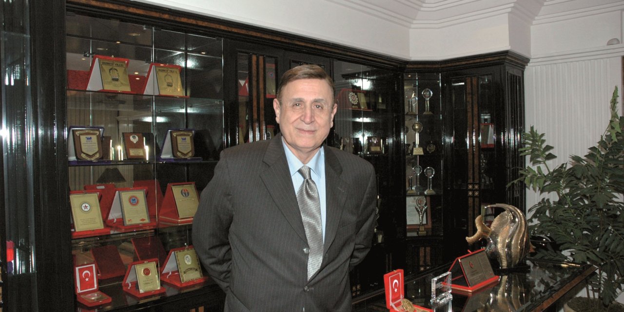 Duayen Sanayici M. Naci Topçuoğlu anılacak