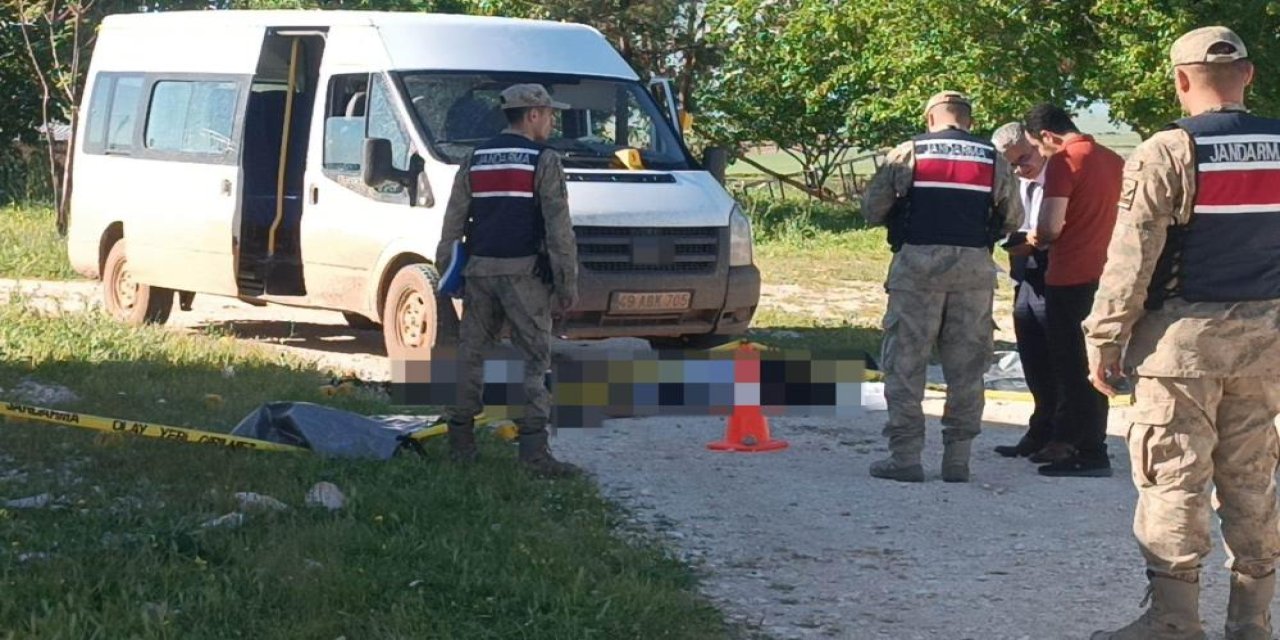 İki grup arasında silahlı kavgada 3 kişi öldü