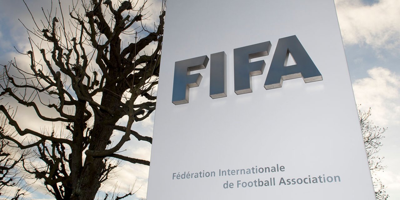 FIFA'dan Türk kulüplerine ağır darbe: 3 kulübe transfer engeli getirdi