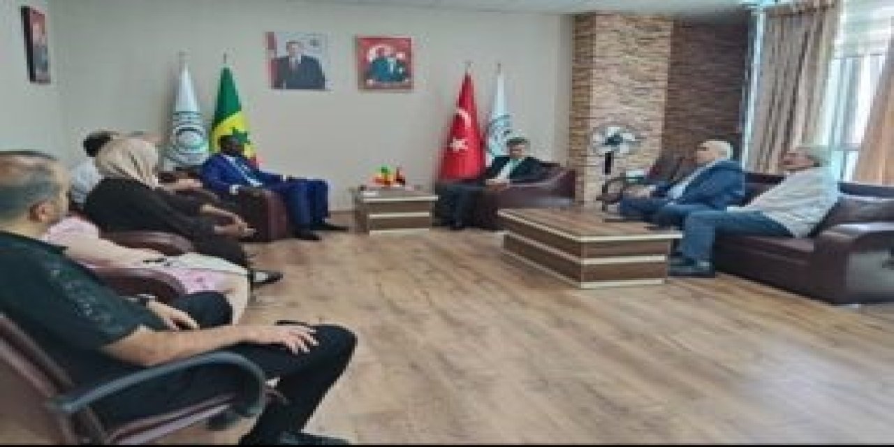 Senagal Cumhuriyeti Büyükelçisi'den SANKON'a ziyaret