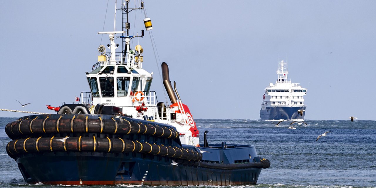 Hantavirüs alarmı verilen MV Hondius gemisi Hollanda limanına yanaştı