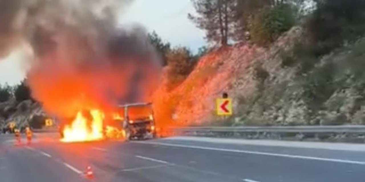 Otobüs alev alev yandı, yolcular ölümden döndü