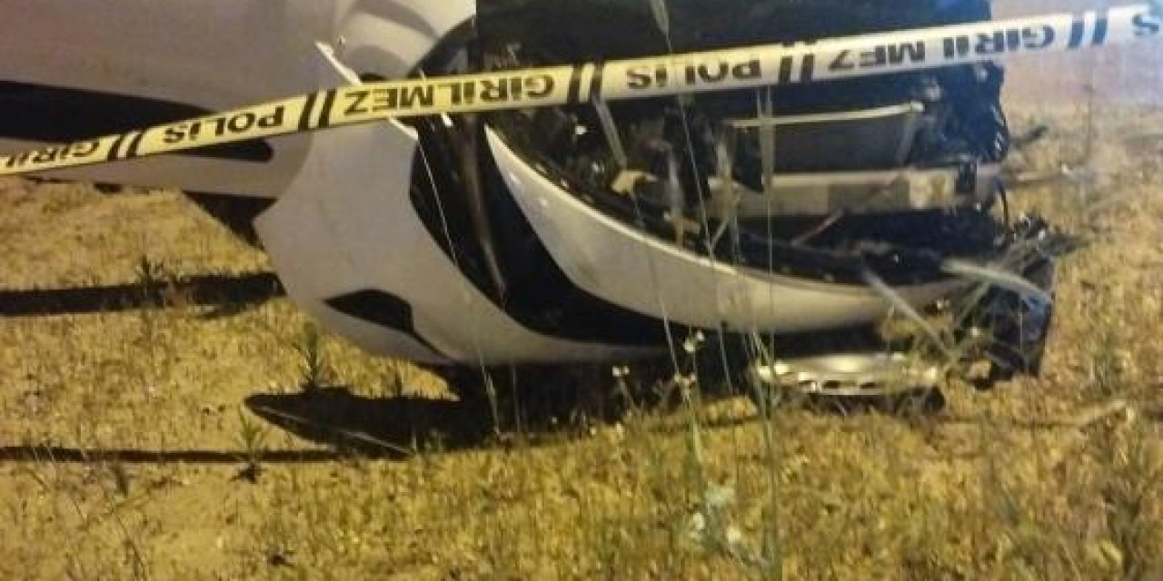 Minibüsü ile otomobilin çarpıştı:1 ölü, 10 yaralı