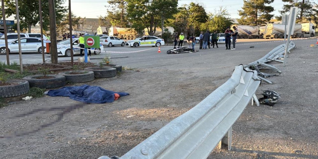 Adıyaman'da ölüm virajında motosiklet takla attı: 1 ölü
