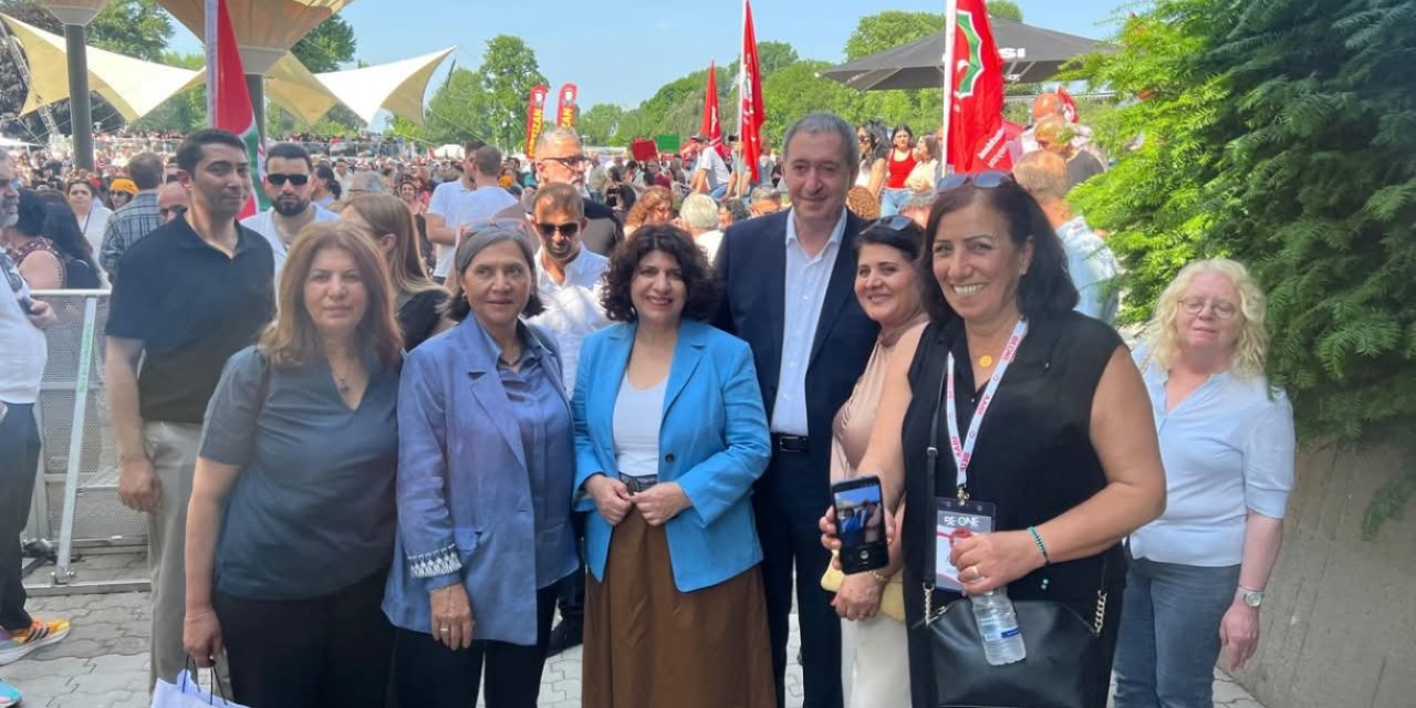 Tuncer Bakırhan Köln'de birlik ve demokrasi mesajı verdi