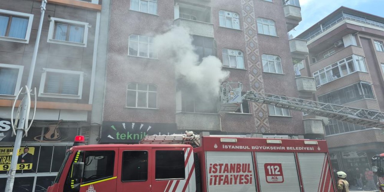 Şarjda unutulan telefon evde yangına neden oldu