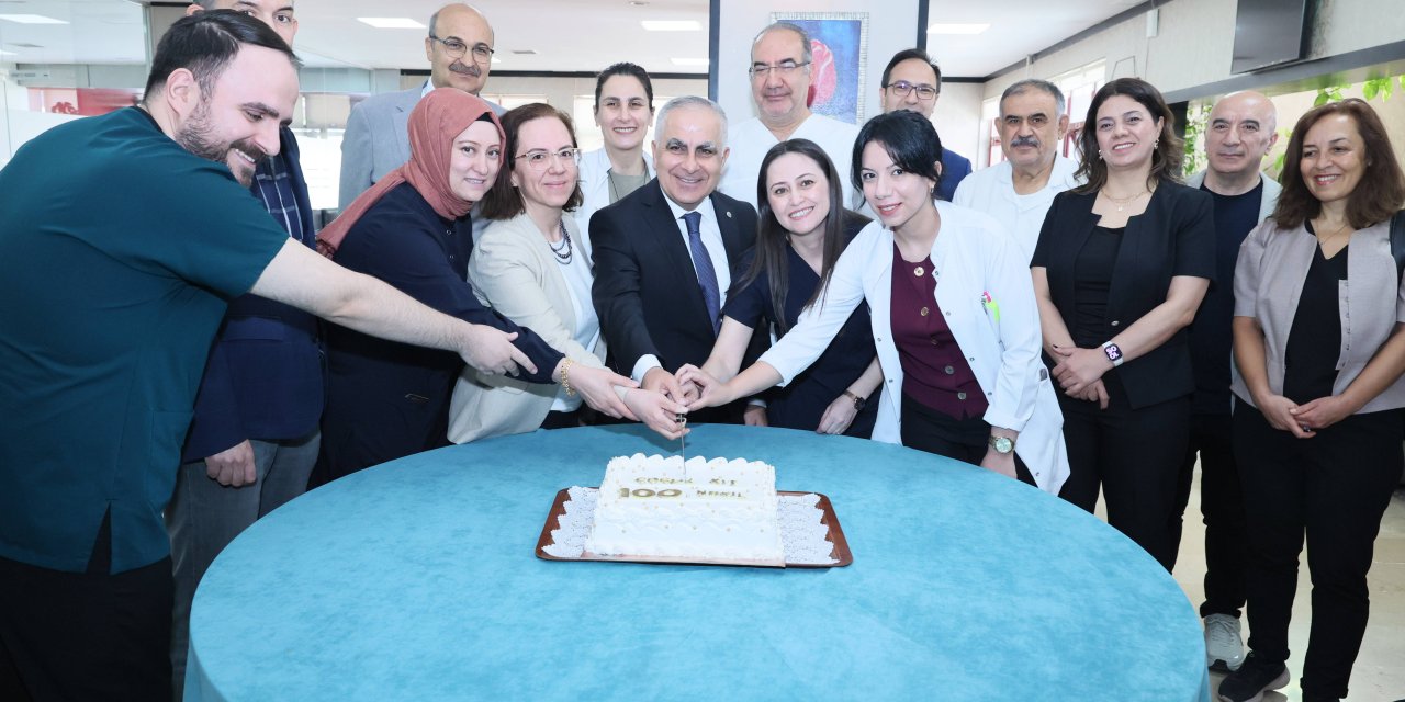 GAÜN Hastanesinde 100. kemik iliği nakli kutlandı