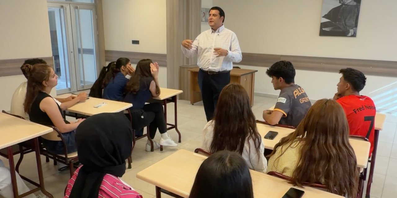 Şehitkamil’de YKS'ye girecek öğrencilere moral ve destek mesajı