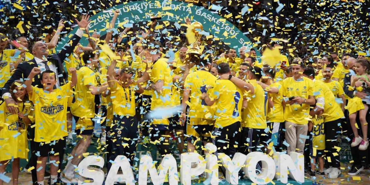 Fenerbahçe, erkek basketbolda 13. kez şampiyon