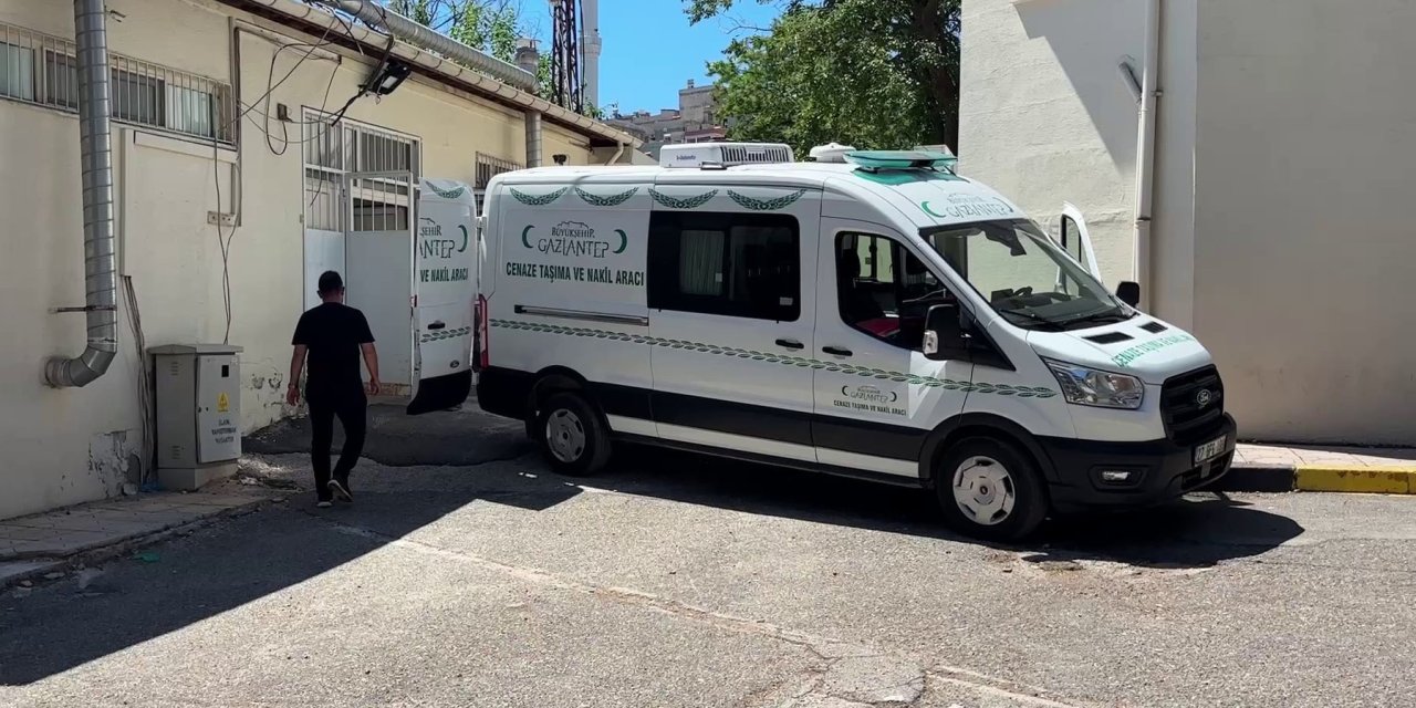 Gaziantep'te evlat cinayeti, silahla babasını öldürdü