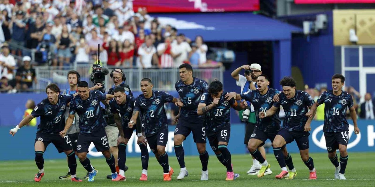 Paraguay’dan tarihi zafer, Almanya da hüzün var