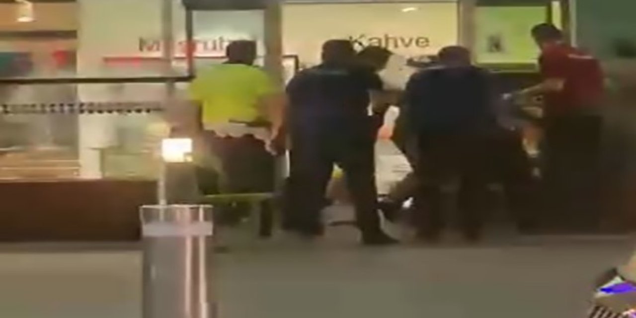 Havalimanında hareketli anlar: 1'i komiser 4 polis bıçaklandı