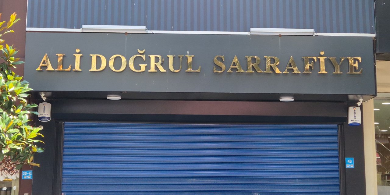 Kuyumcu çok sayıda vatandaşın altın ve parası ile kayboldu