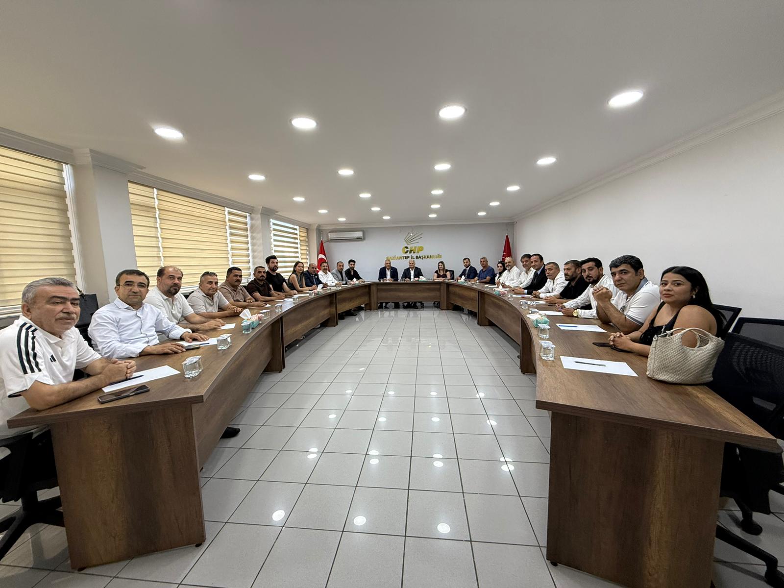 CHP’den istifa haberlerine tepki