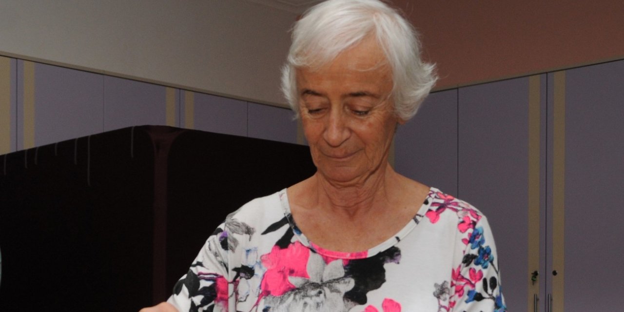 Olcay Baykal hayatını kaybetti