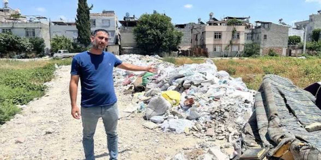 Şehirdeki arsa çöplüğe döndü, tepkiler sürüyor