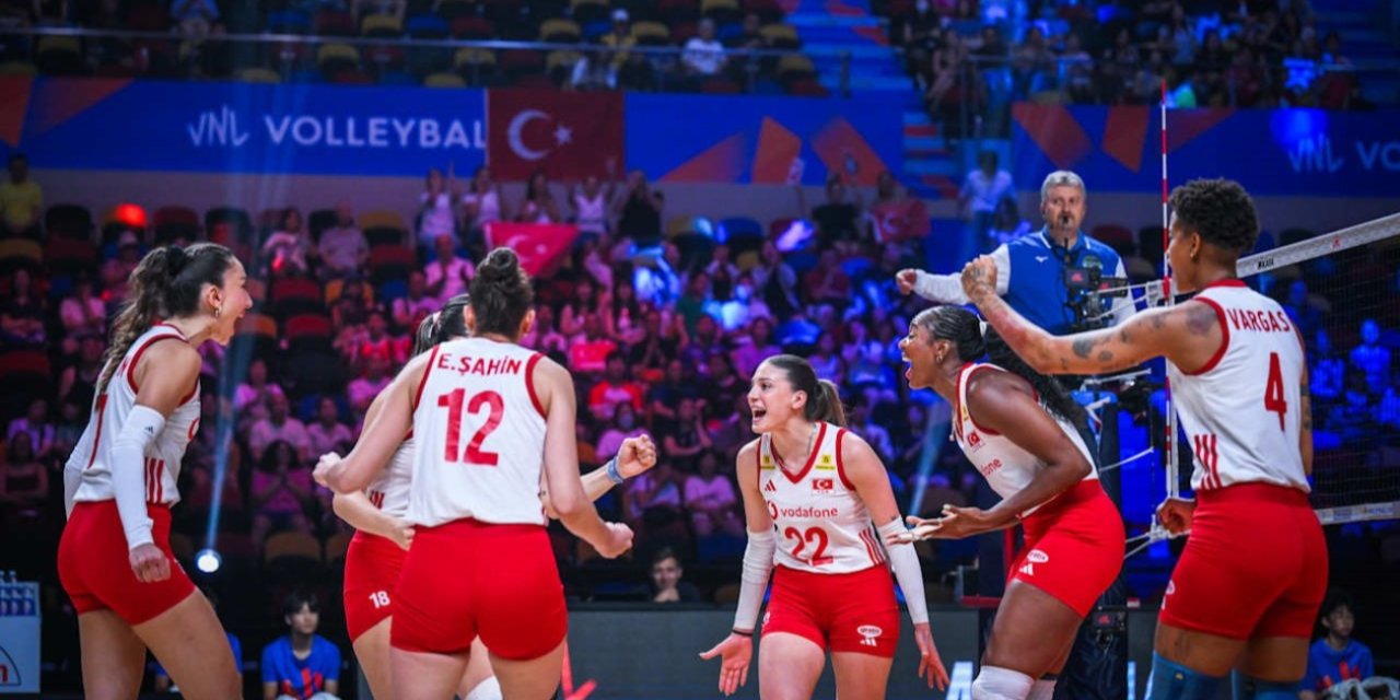 A Milli Kadın Voleybol Takımı, Milletler Ligi’nde yarı finalde