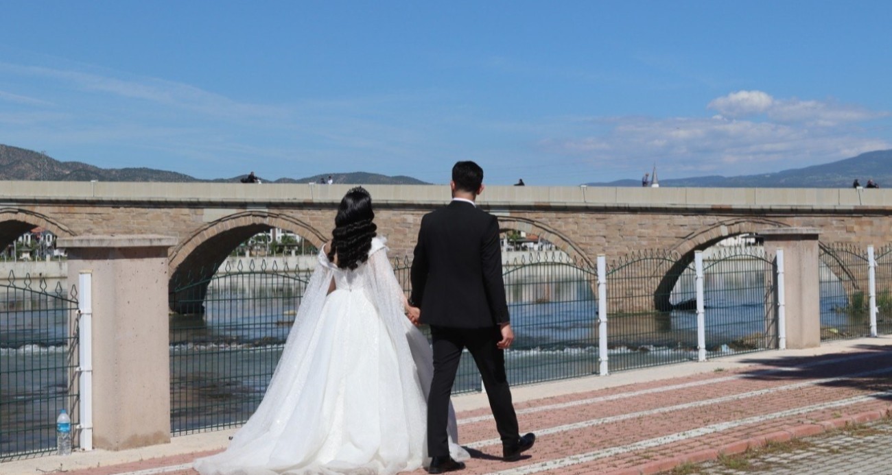 Eşiniz horluyor mu? Mahkeme faturayı kesti: Boşanma ve tazminat sebebi