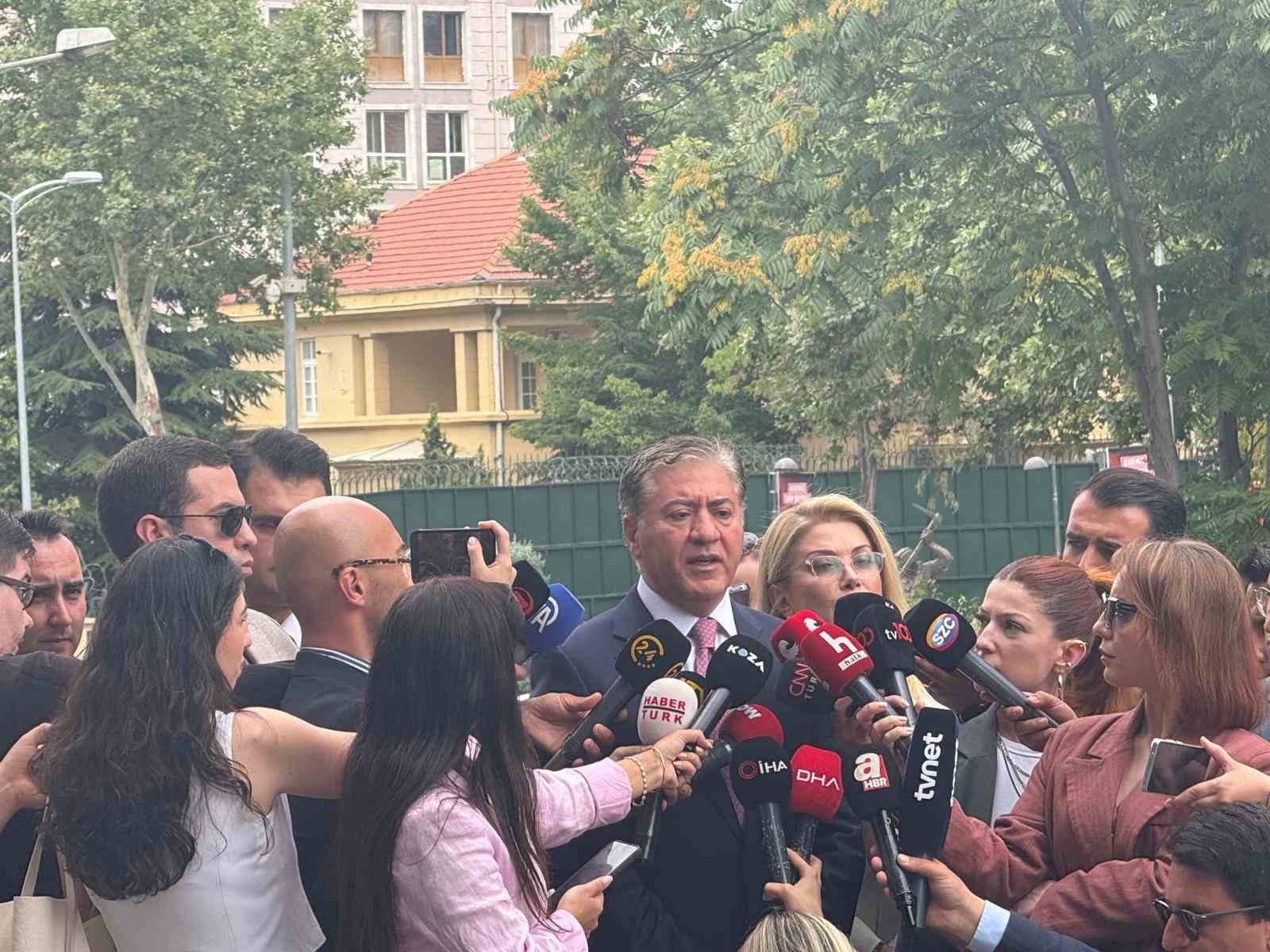 CHP'li Murat Emir'den Yeni Parti Hamlesi: "Gün Bitmeden Resmileşiyor"