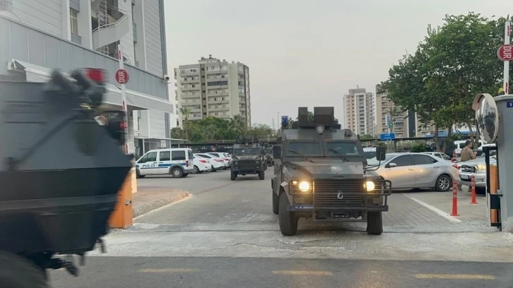 Mersin’de FETÖ’ye operasyon: 9 gözaltı