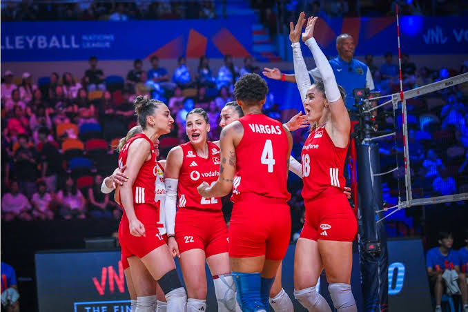 A Milli Kadın Voleybol Takımı tarih yazıyor