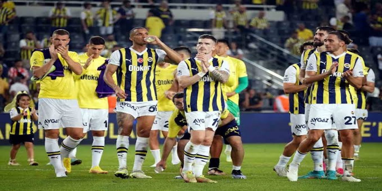 Fenerbahçe’nin kamp kadrosu belli oldu