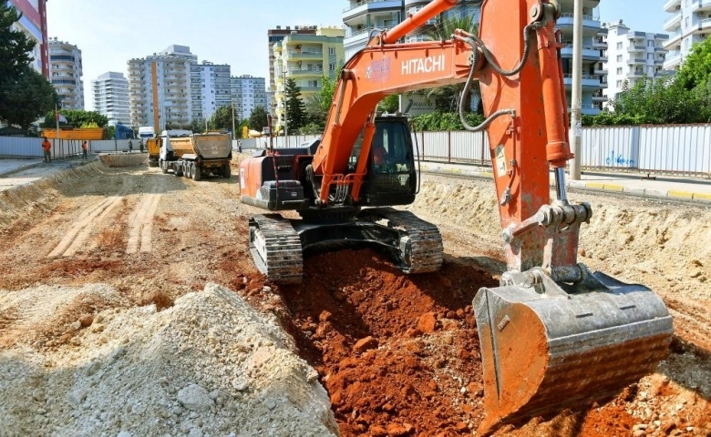 Mersin'de trafiği rahatlatacak alt geçit çalışmalarına başlandı