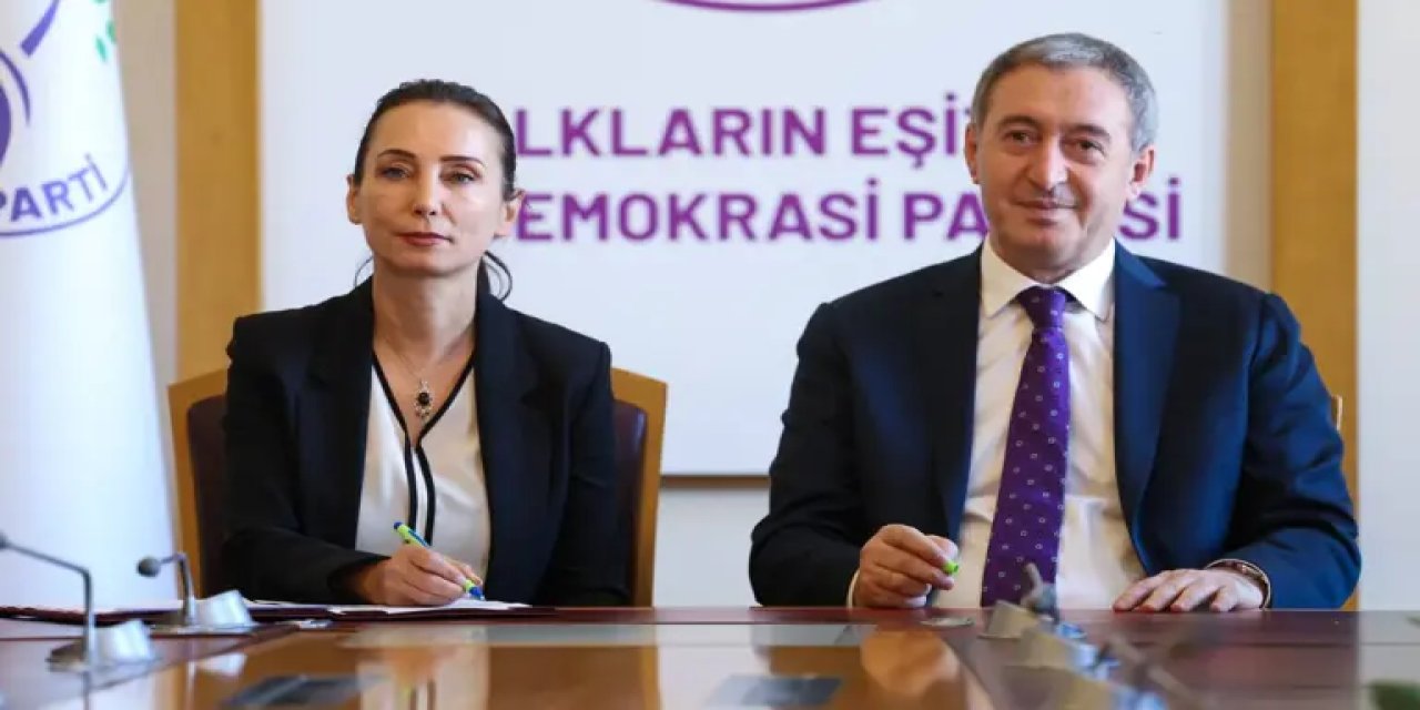 DEM Parti 'Çerçeve yasa Teklifi'ni imzaladı