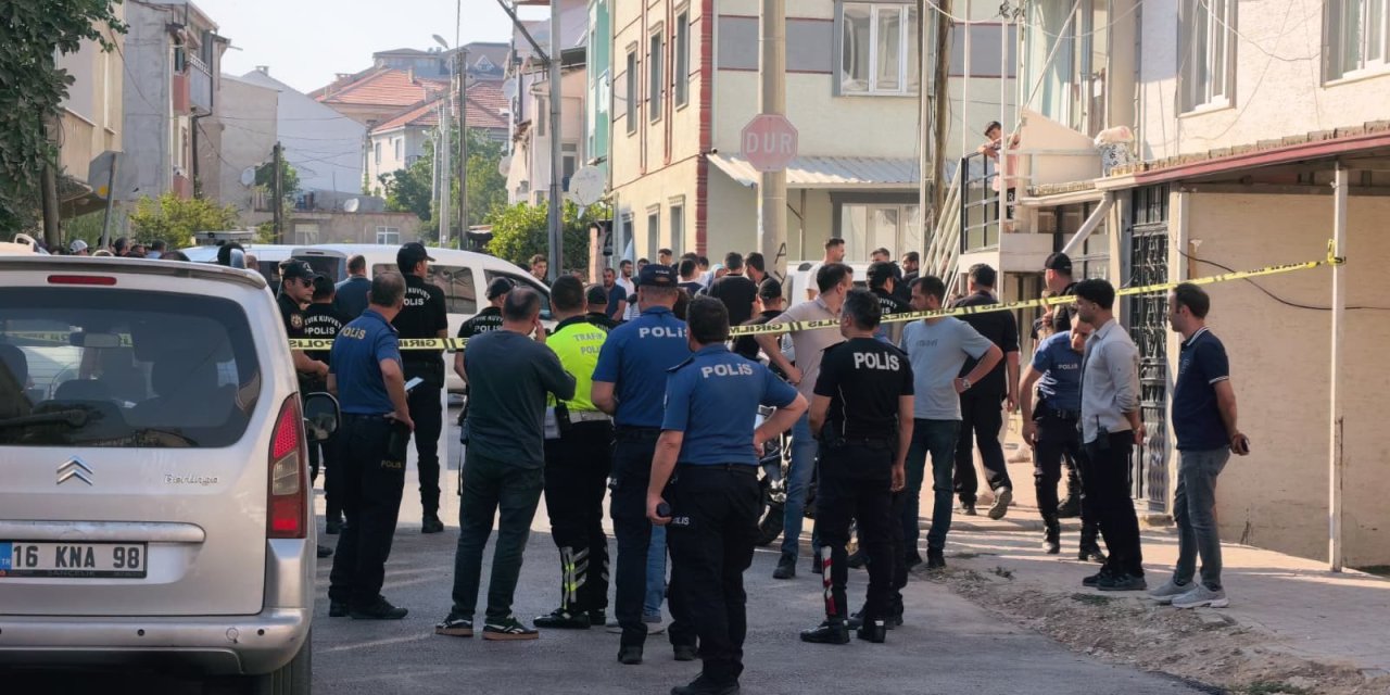Husumetli gruplar arasında silahlı kavga 2 yaralı