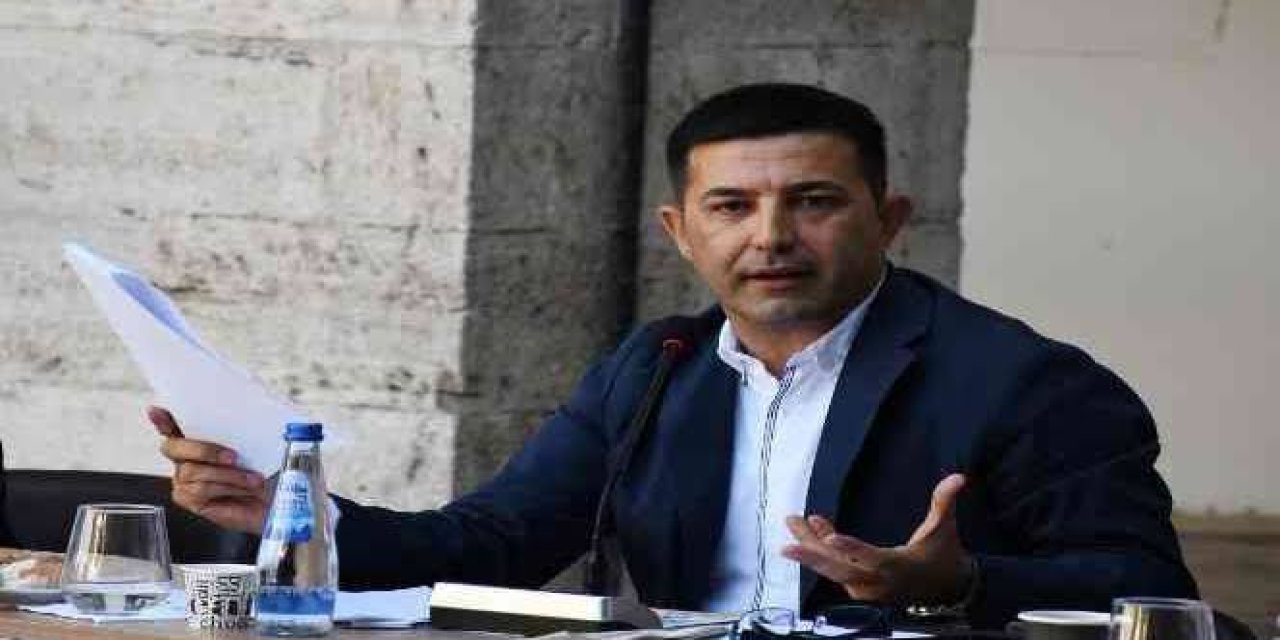 Kuşadası Belediye Başkanı Günel partisinden istifa etti