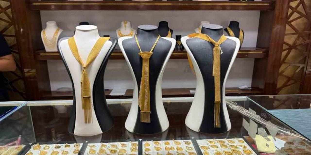 Düğünlerin cep yakan yeni trendi: Altın kravat