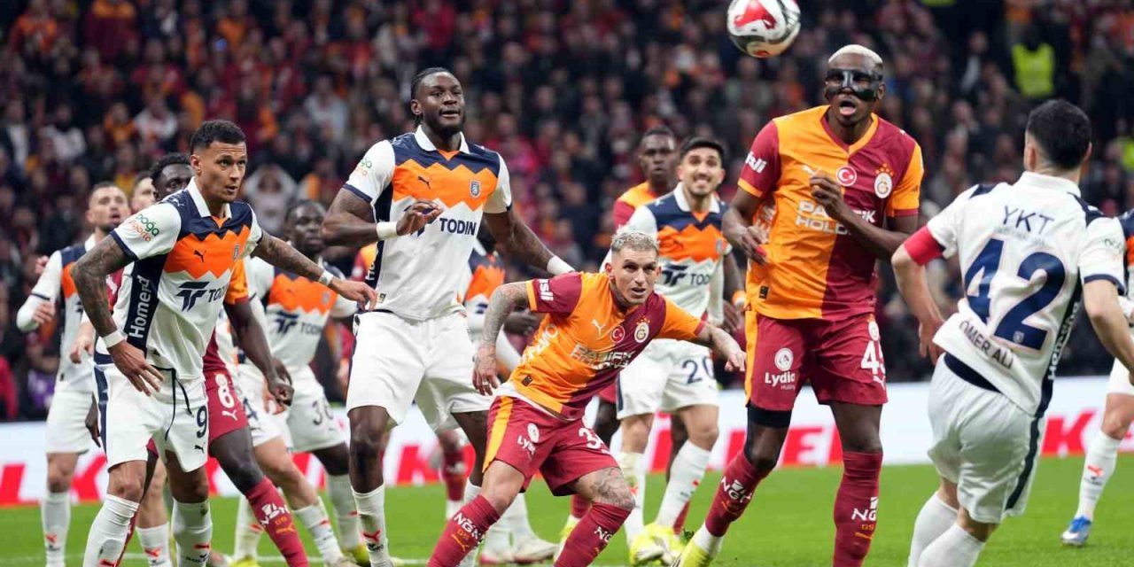 İstanbul ekiplerinden Galatasaray, Başakşehir ile karşılaşıyor