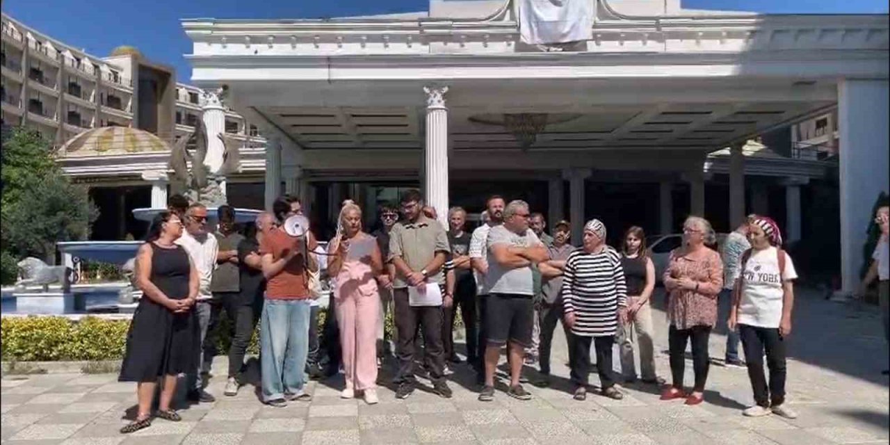 Otel çalışanları maaş ve tazminat eyleminde