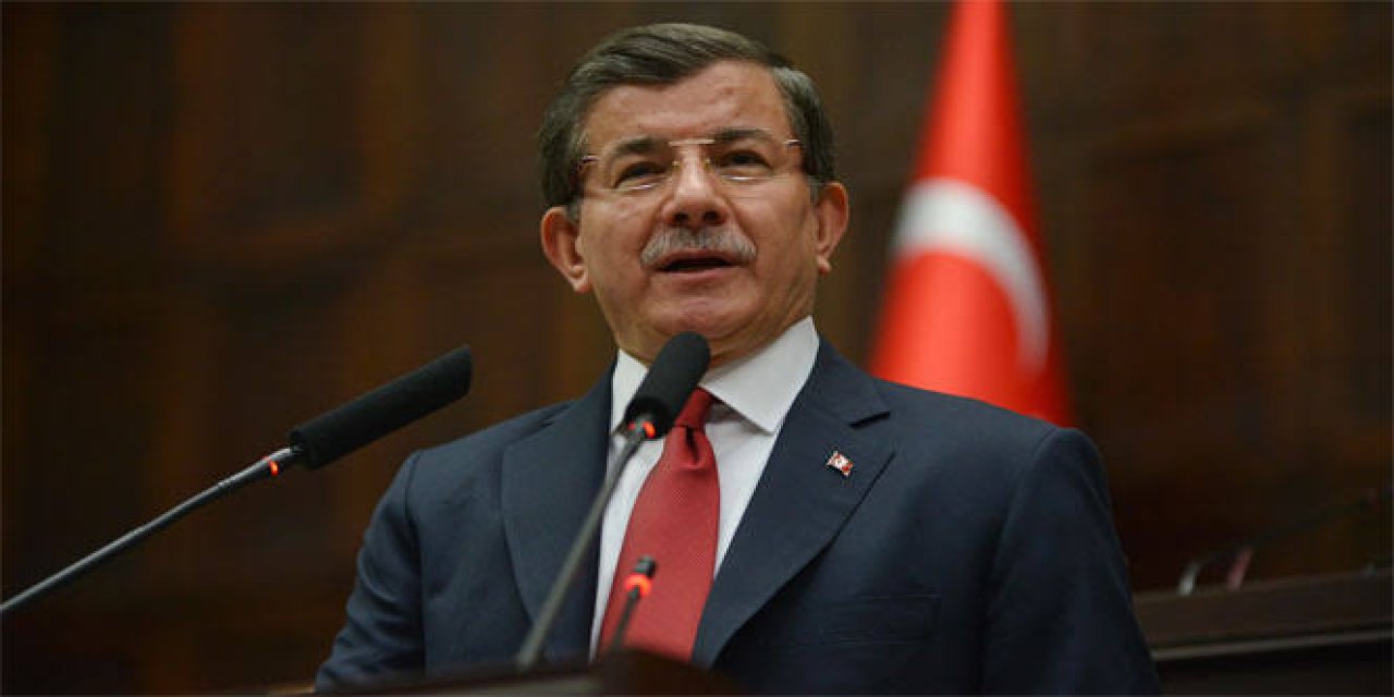 Ahmet Davutoğlu 'şüpheli' sıfatıyla ifadeye çağrıldı