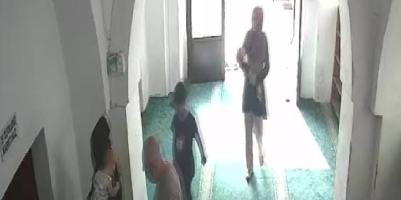Camide yankesicilerin hedefi oldu, cüzdanı ve altını çalındı