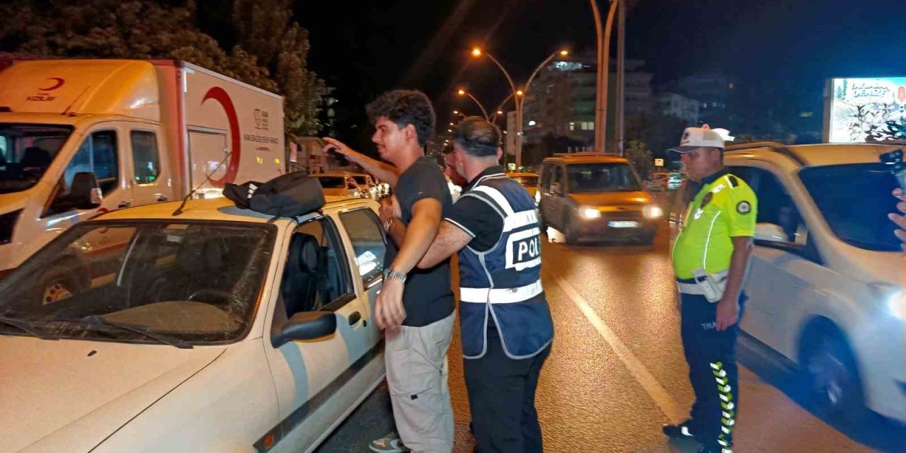 Adana’da polis uygulamasında 1 milyon ceza kesildi