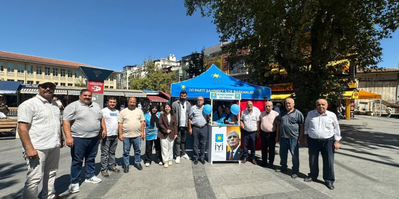 İyi Parti Şahinbey’de sahada
