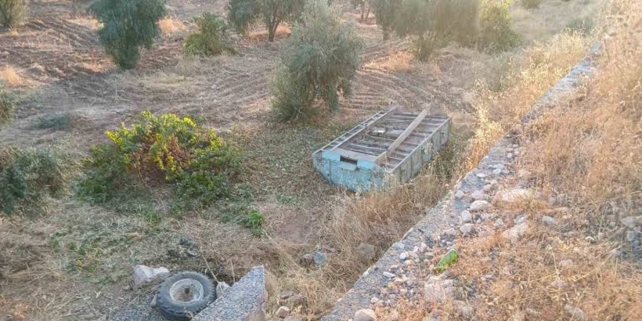 Fıstık yüklü traktör devrildi: 1 ağır yaralı