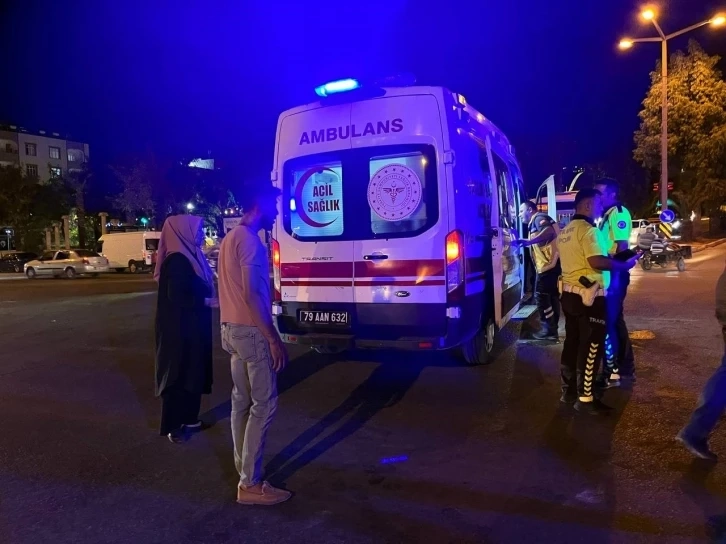 Kilis’te otomobil ve motosiklet çarpıştı: 1’i ağır 2 yaralı