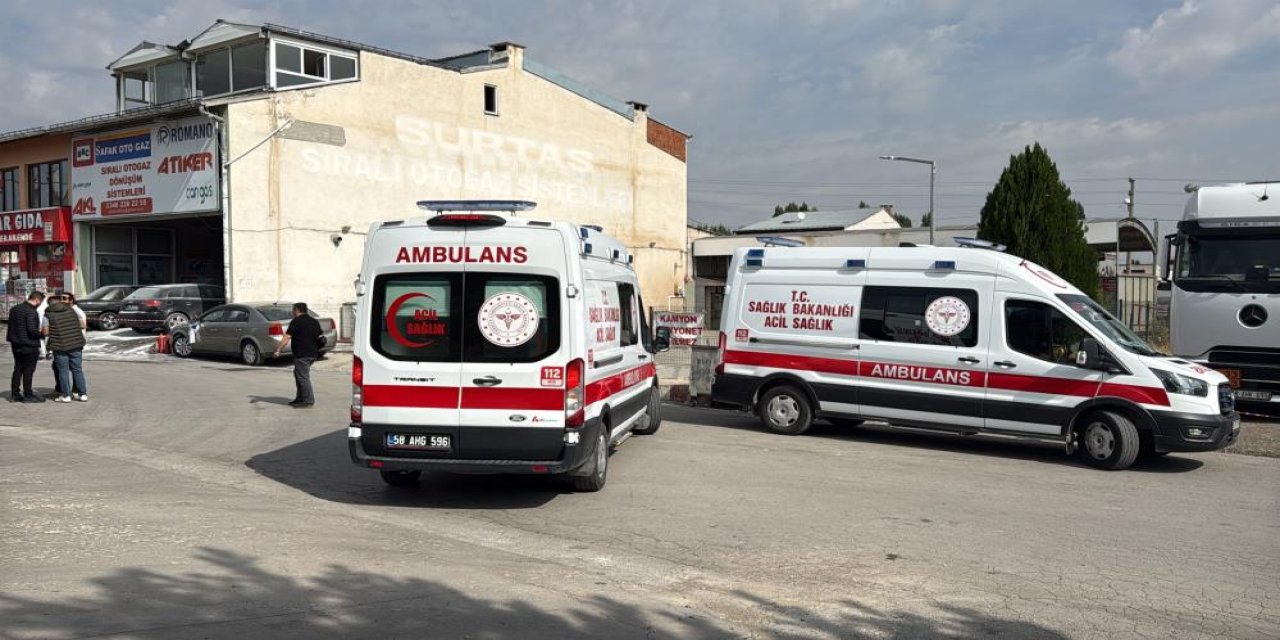 Sivas’ta toptancılar sitesinde patlama, çok sayıda yaralı var