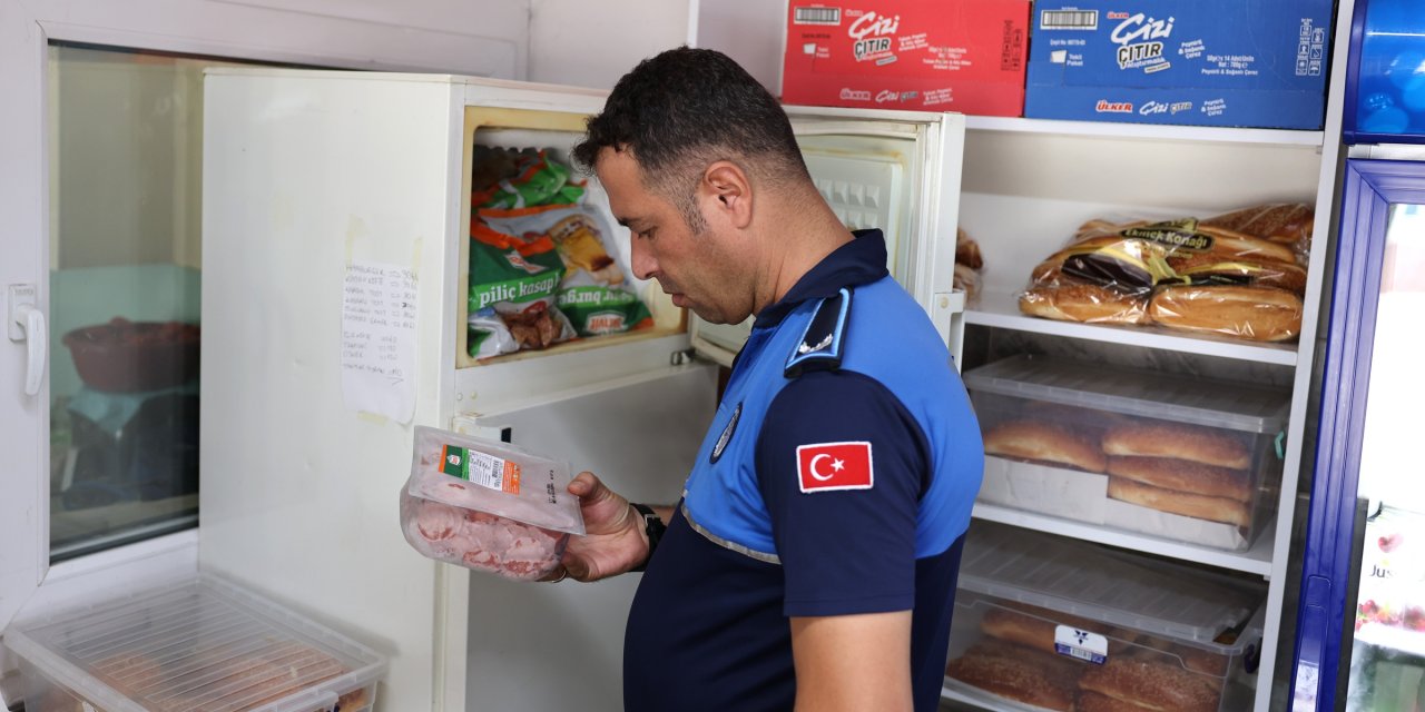 Toroslar Zabıtasından okul kantinlerine sıkı denetim